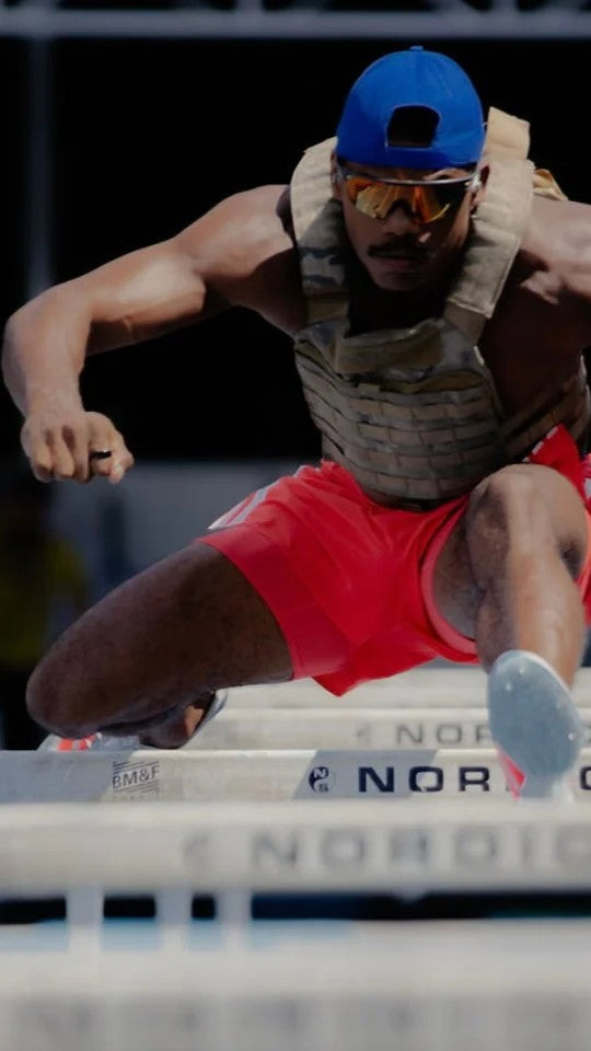 Athlete wearing the connected wearable